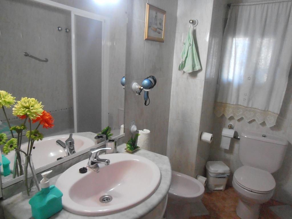 מלון Pinos Puente Alojamiento Rural Torre Hueca חדר תמונה